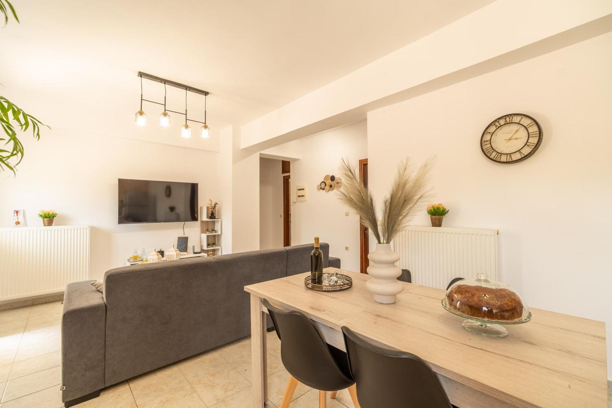 Apartment Ampelos *