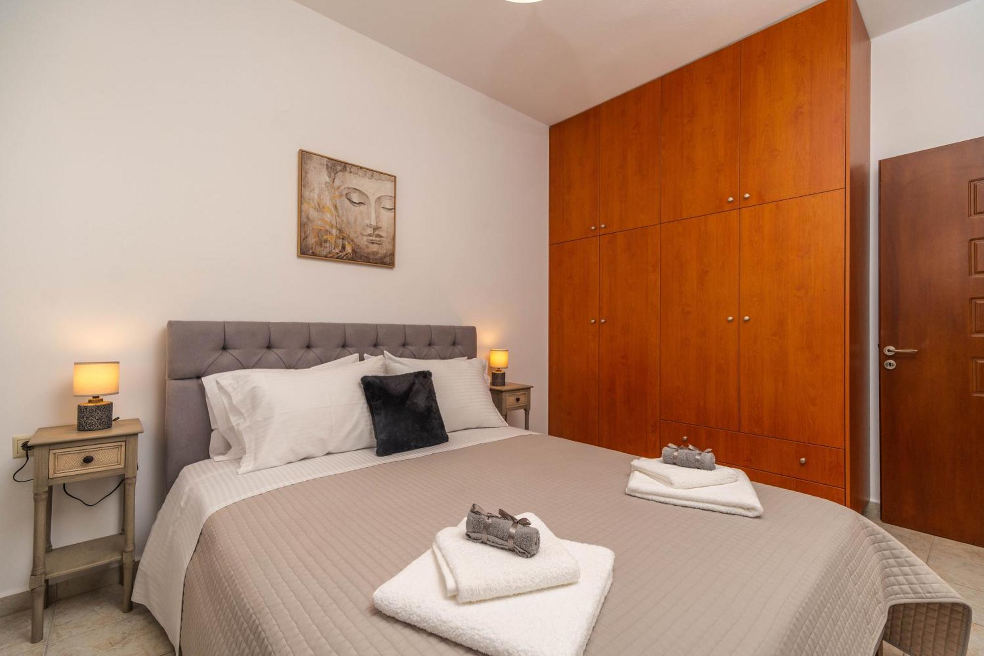 Apartment Ampelos *