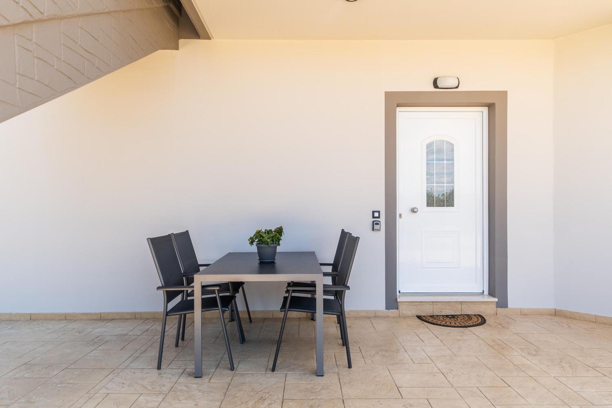 Ampelos Apartment Perivolia (Theriso)