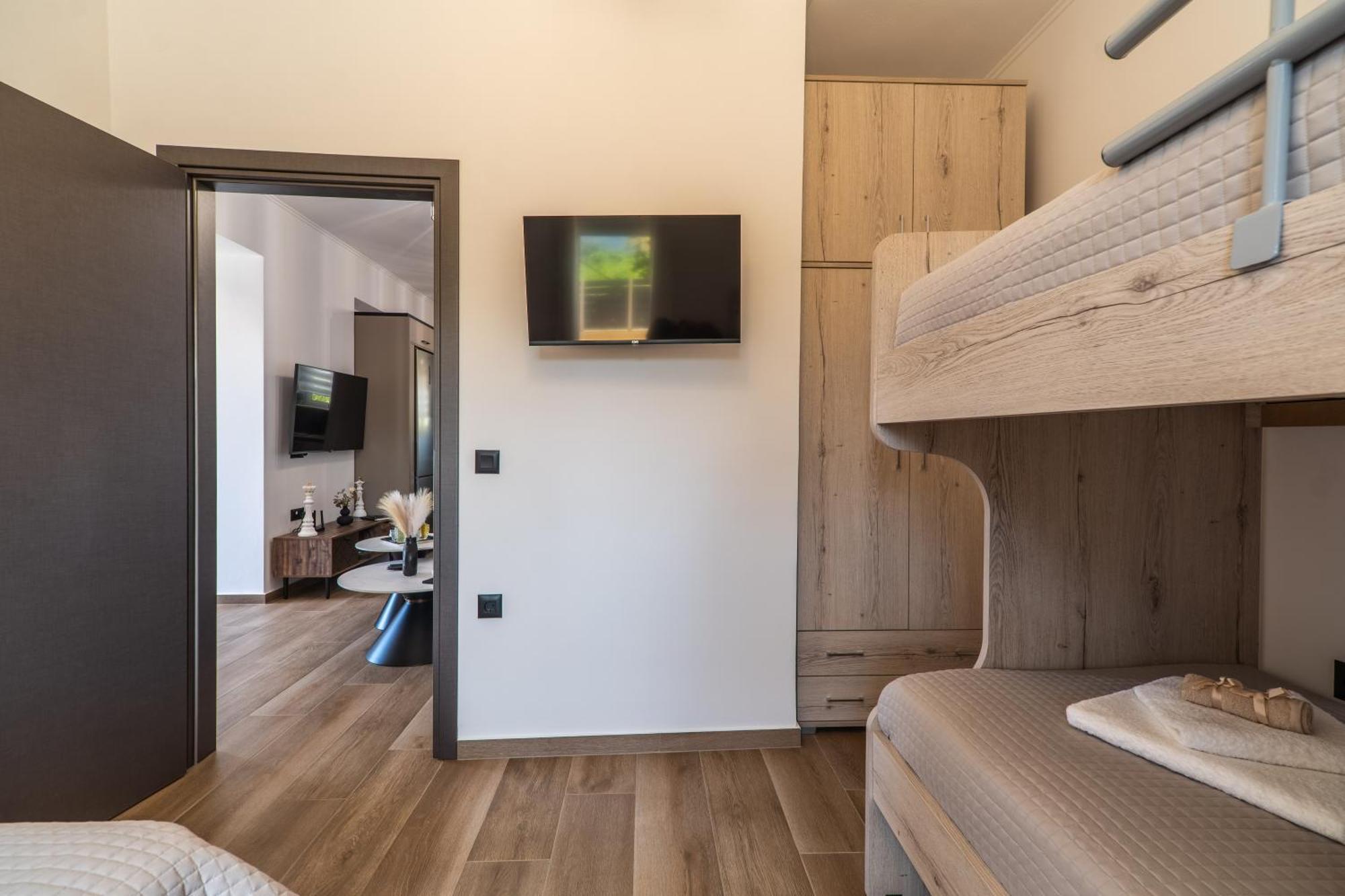 Apartment Ampelos
