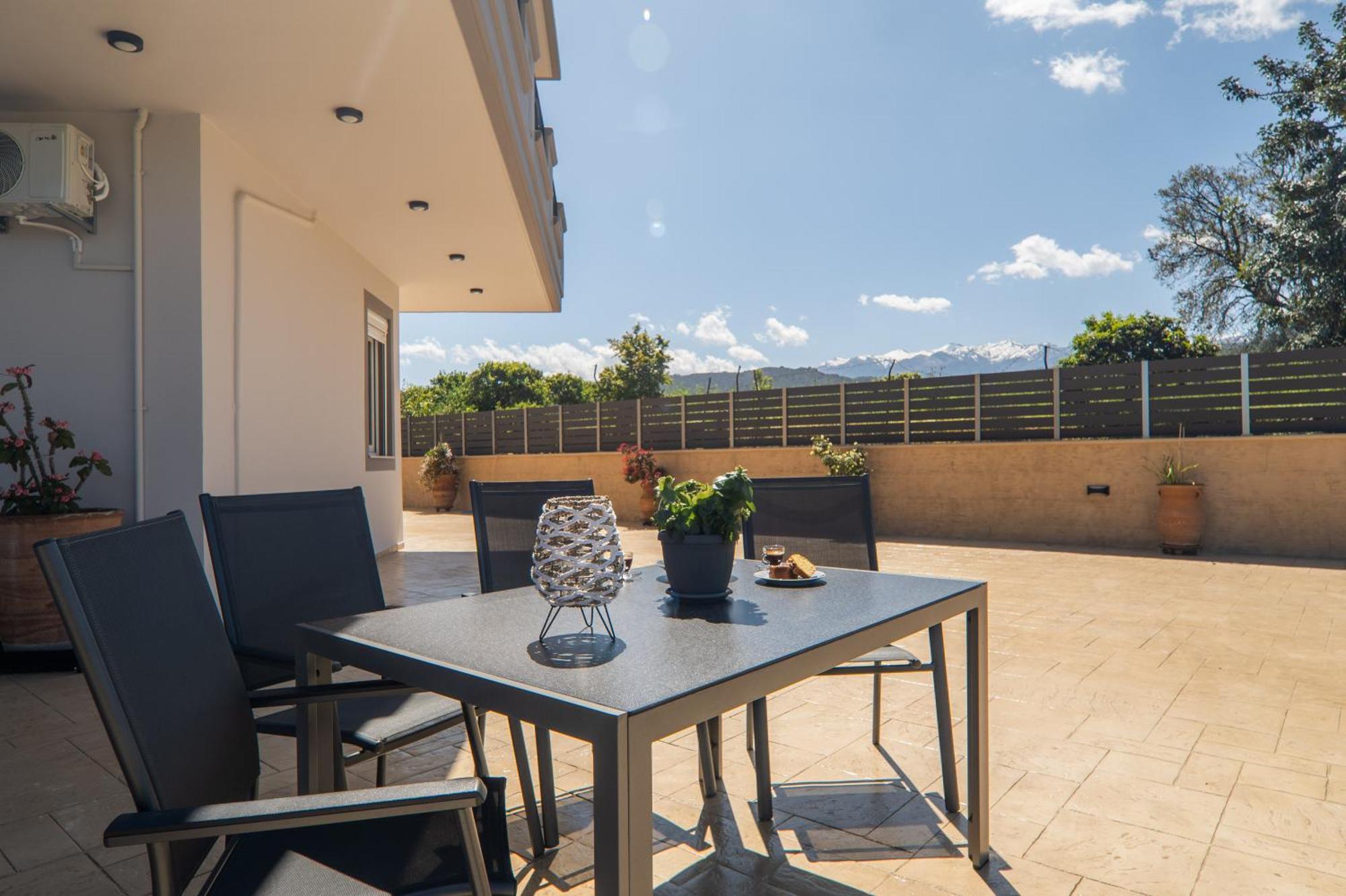 Ampelos Apartment